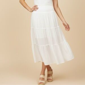 Chic White Maxi Skirt